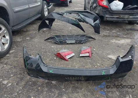 2022 Hyundai Elantra Sel z USA, uszkodzony, nr VIN 5NPLS4AG4NH085719